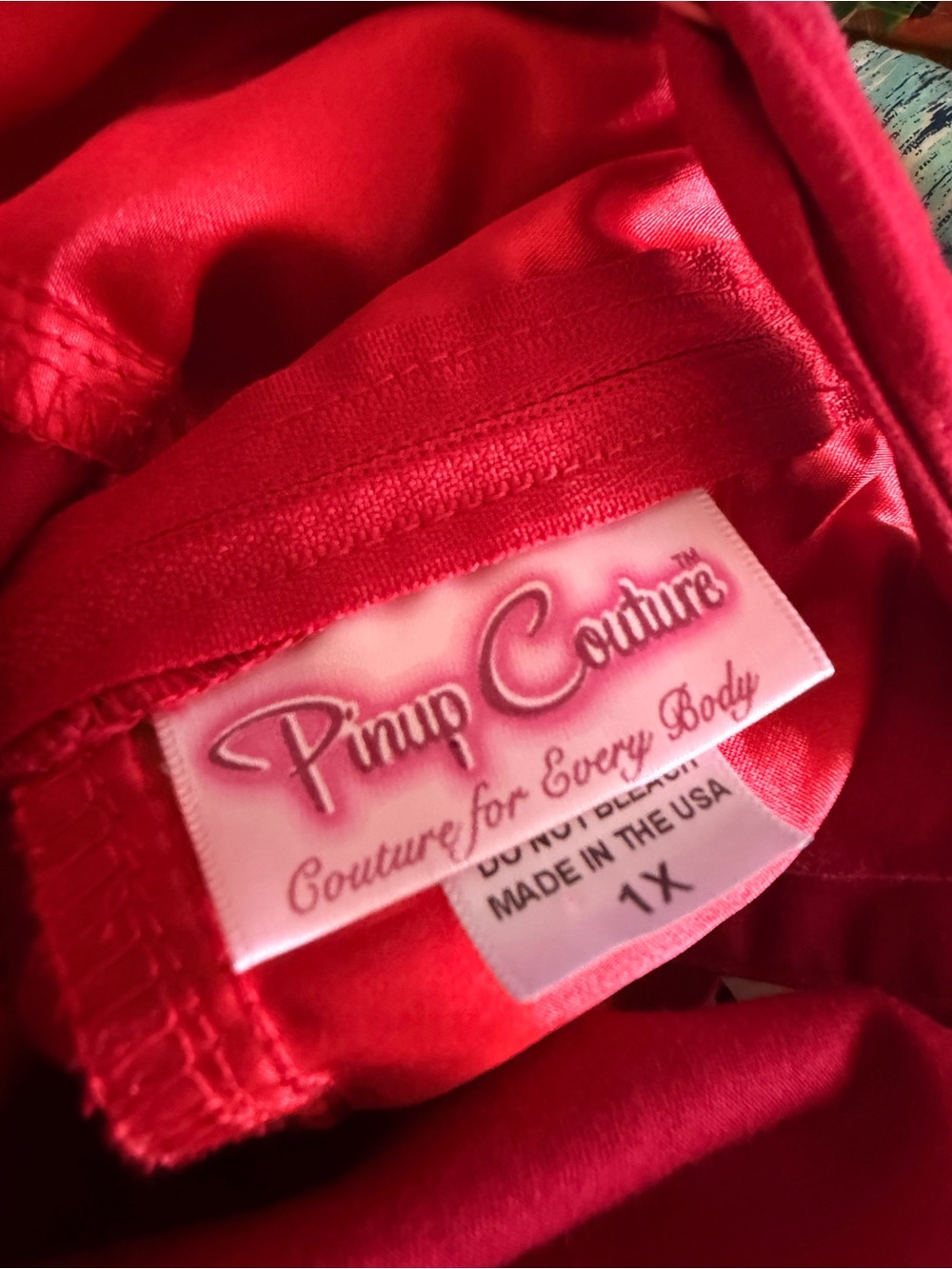 Pinup Couture Red V-Neck Crop Tank Top - Picture 8 of 11